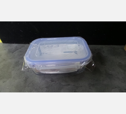 Boite alimentaire de conservation en verre et plastique. 17.7/13.4/6.4cm. 640mL.